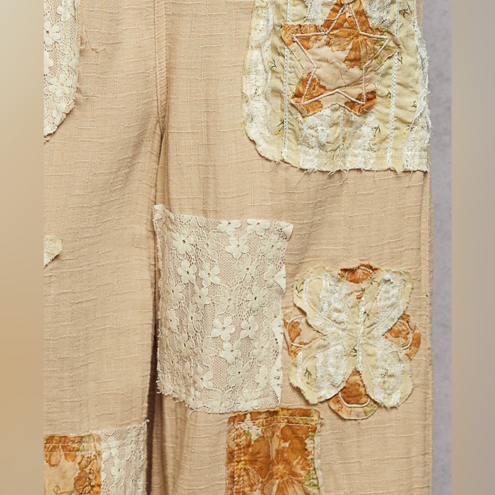 POL Neutral Patchwork Wide-Leg Jumpsuit with Floral Appliqué - Picture 6 of 6